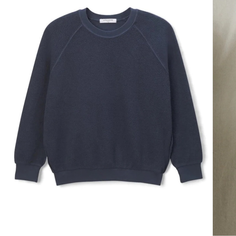 Perfect white tee ziggy Sweatshirt